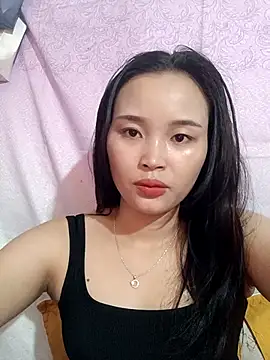 Lili lovely online show from October 26, 2025, 1:22 am