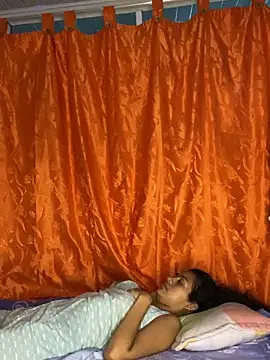 Snapshot of Nezuko-uWux chatting on October 22, 2025, 6:46 am Nezuko-uWux online show from October 22, 2025, 6:46 am