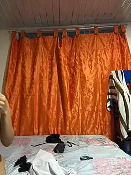 Snapshot of Nezuko-uWux chatting on October 31, 2025, 10:55 pm Nezuko-uWux online show from October 31, 2025, 10:55 pm