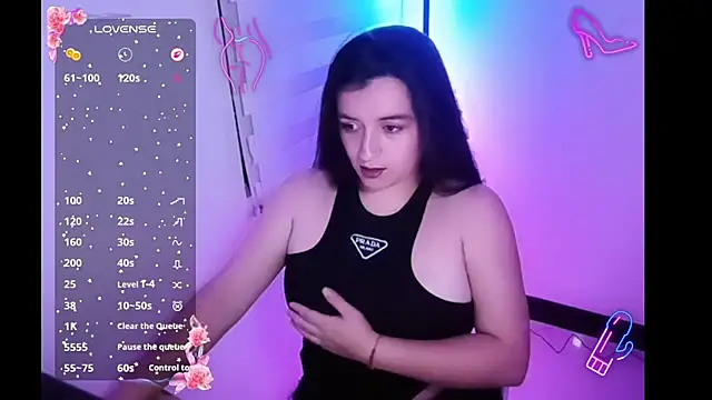 Snapshot of DanniG2000_ chatting on November 13, 2025, 2:32 am DanniG2000 online show from November 13, 2025, 2:32 am