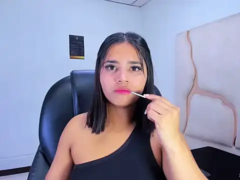 ScarletDoll online show from October 31, 2025, 3:29 am