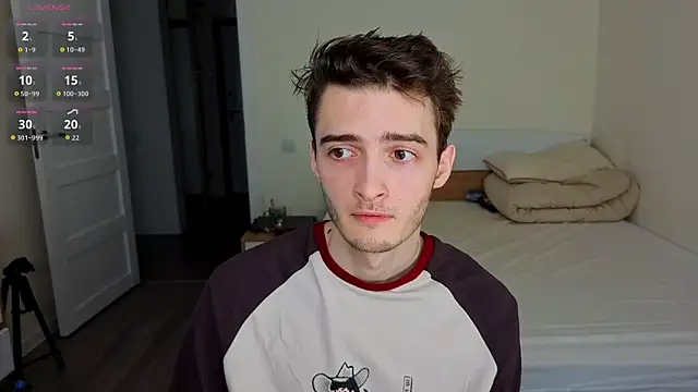 spider    man online show from April 12, 2026, 2:11 pm