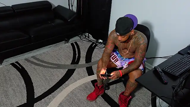 Snapshot of SLANGONDEMHOES chatting on November 17, 2025, 7:52 pm SLANGONDEMHOES online show from November 17, 2025, 7:52 pm