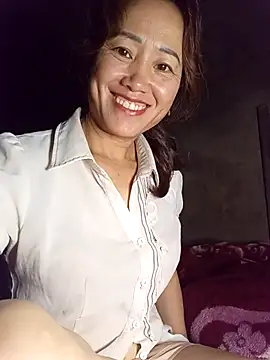 Fienjr online show from October 6, 2025, 9:01 pm