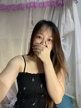 Hinne07 online show from September 23, 2025, 12:13 am