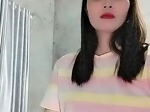 Siglemom sexy online show from November 17, 2025, 8:20 am