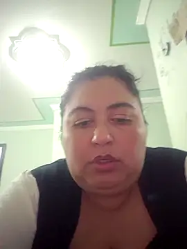 curvy diva  online show from October 21, 2025, 11:16 pm