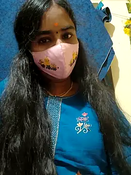 Snapshot of mini-queen chatting on February 19, 2026, 8:43 am mini-queen online show from February 19, 2026, 8:43 am