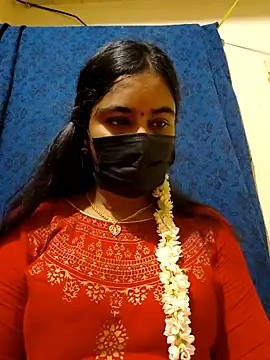 Snapshot of mini-queen chatting on March 22, 2026, 8:51 am mini-queen online show from March 22, 2026, 8:51 am