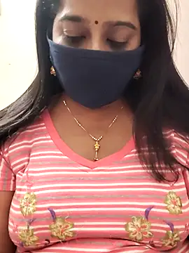 saritha29 online show from November 23, 2025, 5:57 pm