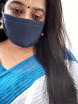 saritha29 online show from May 17, 2026, 4:47 pm