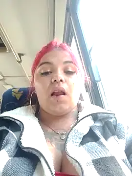 snow belle online show from February 15, 2026, 1:20 pm