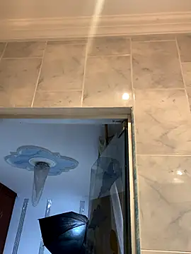 Snapshot of VeronicaSaenzx chatting on November 8, 2025, 9:35 pm VeronicaSaenzx online show from November 8, 2025, 9:35 pm