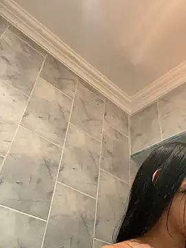 Snapshot of VeronicaSaenzx chatting on November 9, 2025, 11:36 pm VeronicaSaenzx online show from November 9, 2025, 11:36 pm