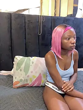 SexyPetitex25 online show from March 23, 2026, 7:07 pm