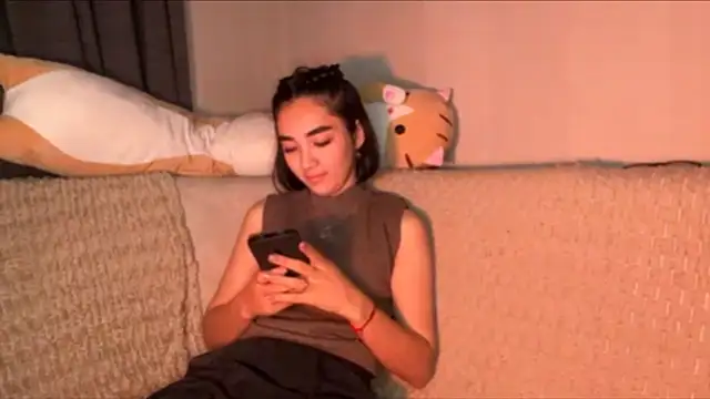 TAG MIGGI online show from October 15, 2025, 3:01 pm