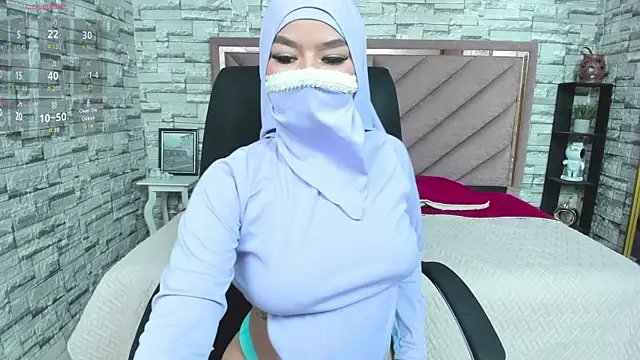 Amal Bakir online show from November 21, 2025, 12:43 am