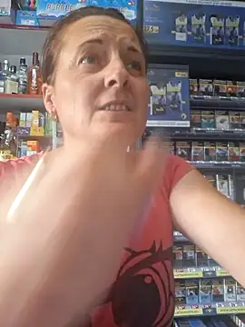 Fluturas2 online show from September 8, 2025, 3:33 pm