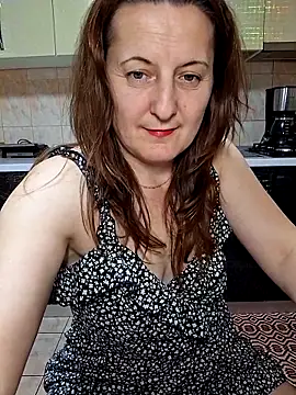 Fluturas2 online show from January 5, 2026, 6:33 pm