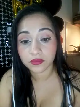 Snapshot of Alisson_Morgann chatting on October 12, 2025, 2:32 am Alisson Morgann online show from October 12, 2025, 2:32 am