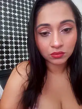 Snapshot of Alisson_Morgann chatting on October 18, 2025, 4:19 pm Alisson Morgann online show from October 18, 2025, 4:19 pm