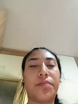 AmberGold- online show from April 6, 2026, 9:27 pm