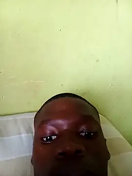 Snapshot of phumlanisanka chatting on October 16, 2025, 3:02 pm phumlanisanka online show from October 16, 2025, 3:02 pm