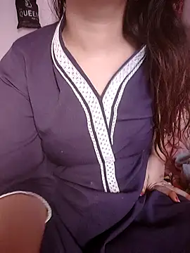 Snapshot of Dimple_sexxy chatting on October 16, 2025, 11:00 am Dimple sexxy online show from October 16, 2025, 11:00 am