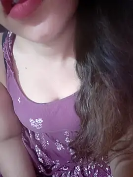 Snapshot of Dimple_sexxy chatting on October 27, 2025, 8:35 pm Dimple sexxy online show from October 27, 2025, 8:35 pm