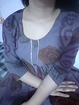 Snapshot of Dimple_sexxy chatting on October 29, 2025, 6:31 pm Dimple sexxy online show from October 29, 2025, 6:31 pm