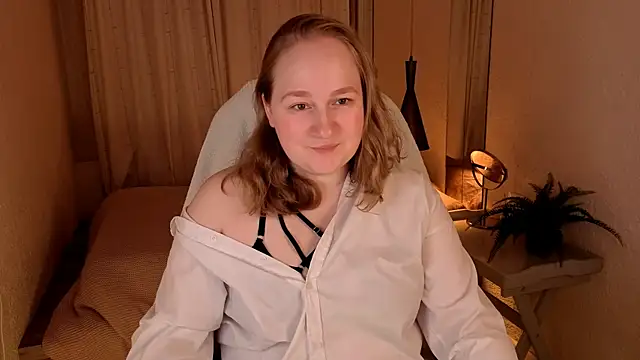 Kitty Rest  online show from May 18, 2026, 1:39 pm