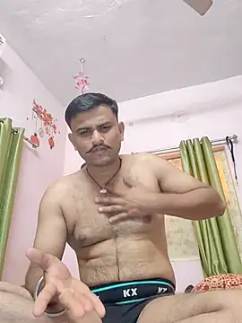 Frvgggghh online show from December 18, 2025, 8:20 am