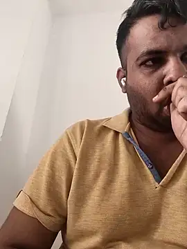 vinay smalldick online show from April 10, 2026, 2:06 am