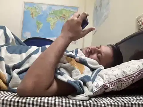 chiikuloveu online show from October 2, 2025, 2:18 am