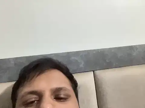 chiikuloveu online show from March 12, 2026, 4:57 pm