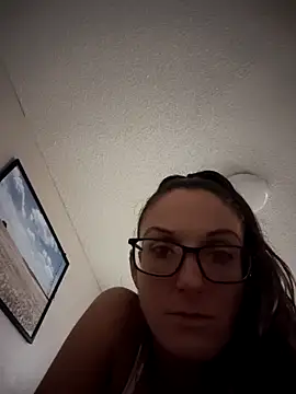 Snapshot of PrincessP8989 chatting on February 14, 2026, 11:45 pm PrincessP8989 online show from February 14, 2026, 11:45 pm