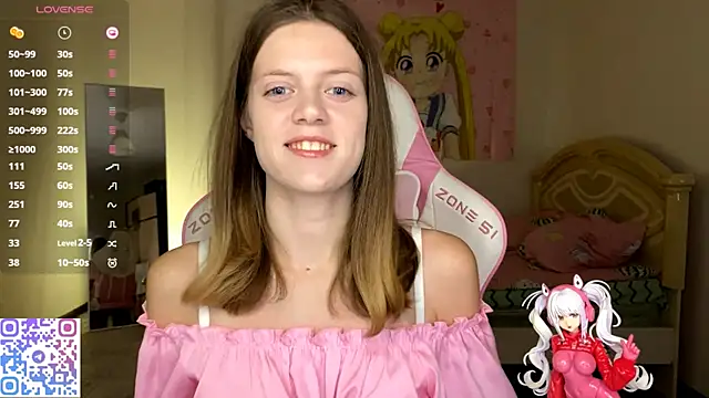 VibeQueenLucy online show from October 19, 2025, 2:18 pm