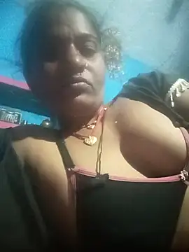 Snapshot of Hansini_Gowda chatting on October 17, 2025, 3:14 pm Hansini Gowda online show from October 17, 2025, 3:14 pm