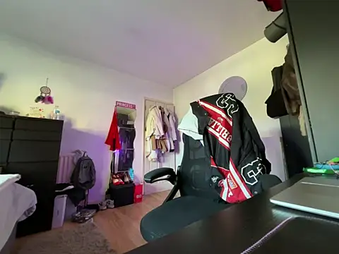 Prill940 online show from April 14, 2026, 7:03 am