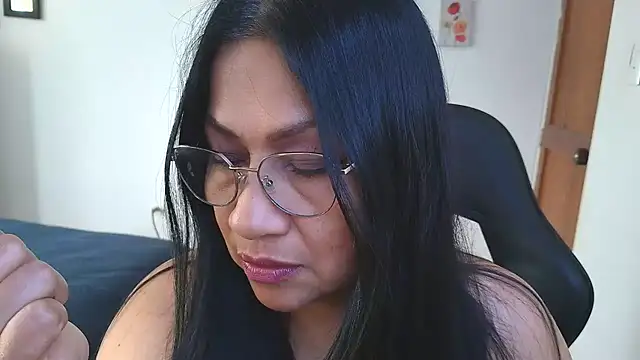 Snapshot of LissafeetHott chatting on July 4, 2026, 7:42 pm LissafeetHott online show from July 4, 2026, 7:42 pm