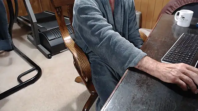 Snapshot of billy471 chatting on October 2, 2025, 10:44 am billy471 online show from October 2, 2025, 10:44 am