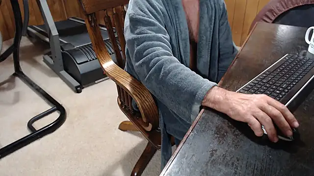 Snapshot of billy471 chatting on October 5, 2025, 10:35 am billy471 online show from October 5, 2025, 10:35 am