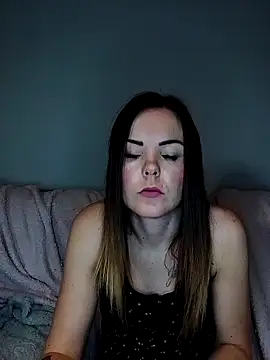 SexyLoLoUK online show from November 26, 2025, 11:33 am