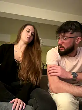 Snapshot of duomagique_off chatting on October 31, 2025, 10:33 pm duomagique off online show from October 31, 2025, 10:33 pm