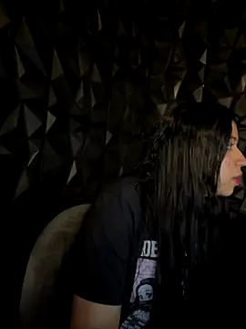 lil charme online show from November 13, 2025, 3:22 pm