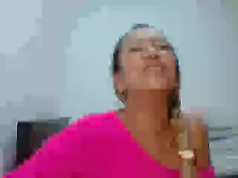 Snapshot of leah_susman chatting on October 31, 2025, 2:23 am leah susman online show from October 31, 2025, 2:23 am