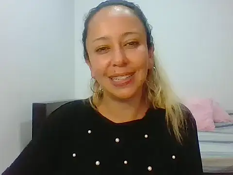 Snapshot of leah_susman chatting on November 10, 2025, 6:29 pm leah susman online show from November 10, 2025, 6:29 pm