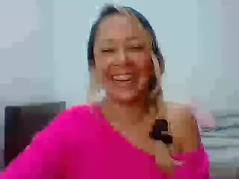 Snapshot of leah_susman chatting on November 13, 2025, 6:07 pm leah susman online show from November 13, 2025, 6:07 pm