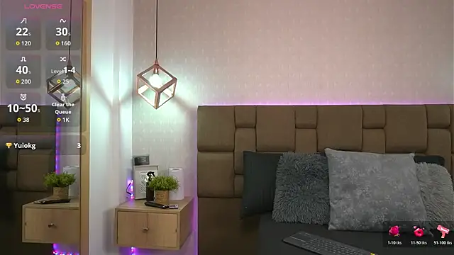 Julieth Rojas online show from April 4, 2026, 4:33 am