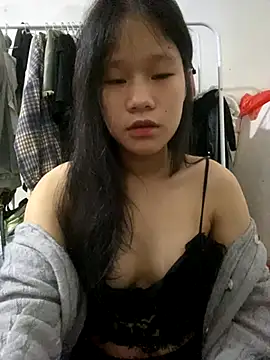   Sully202   online show from October 2, 2025, 7:21 pm